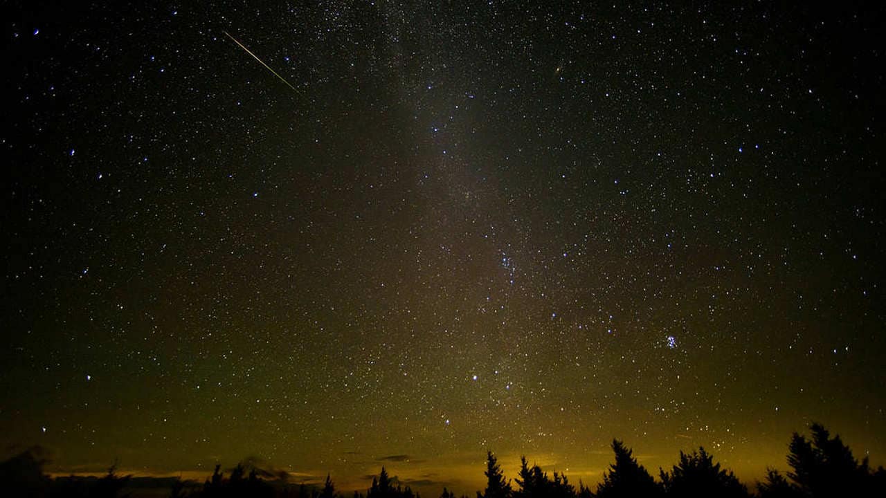 In this 30 second exposure, a meteor streaks across the sky during the annual Perseid meteor shower in August 2016 in Spruce Knob, West Virginia. Photo Credit: NASA/Bill Ingalls In this 30 second exposure, a meteor streaks across the sky during the annual Perseid meteor shower in August 2016 in Spruce Knob, West Virginia. Photo Credit: NASA/Bill Ingalls