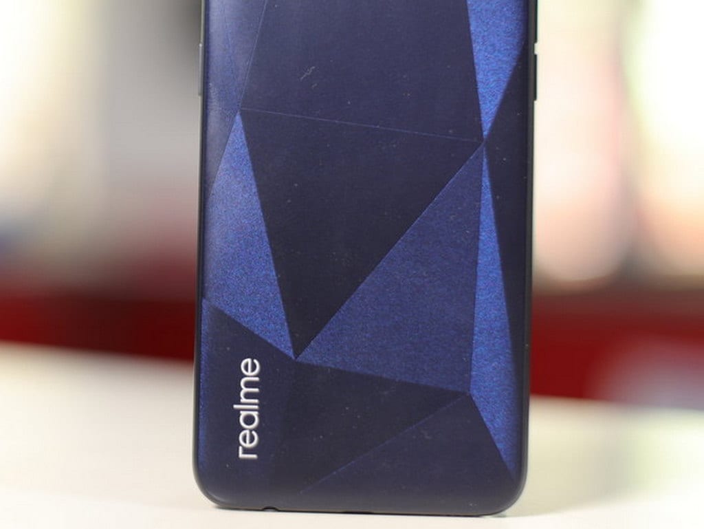 Realme XT first official render out, reveals a 64 MP quad-camera setup at back