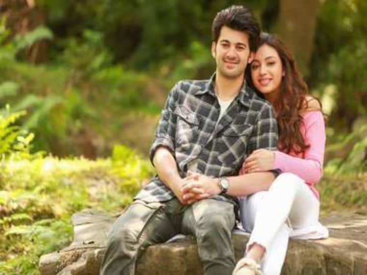 Fans shower love on Karan Deol
