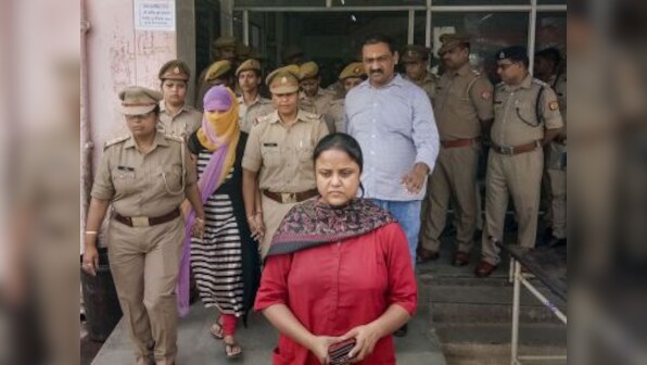 Shahjahanpur law student, who had accused Swami Chinmayanand of rape, confesses to blackmailing and extorting ex-BJP leader