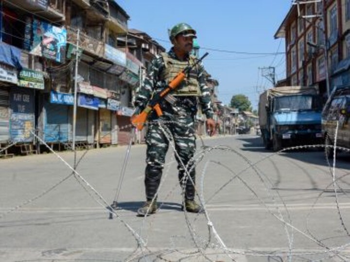Security tightened in Jammu and Kashmir ahead of Republic Day; all infiltration routes barricaded, check posts set up say officials