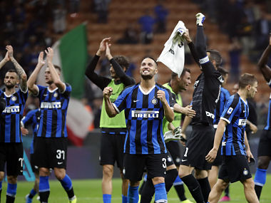 Serie A: Antonio Conte's Inter Milan maintain perfect record in league with win over Lazio; Cagliari beat Napoli Serie A: Antonio Conte's Inter Milan maintain perfect record in league with win over Lazio; Cagliari beat Napoli