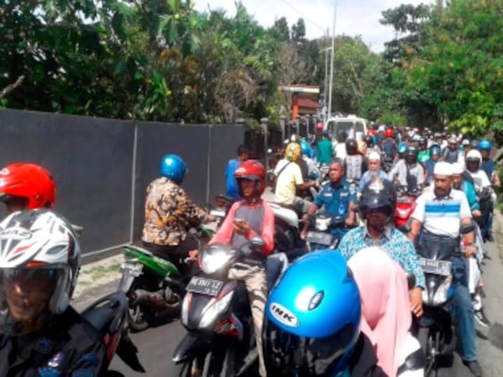 Earthquake in Indonesia: Four dead after 6.5 magnitude quake strikes Indonesia's Maluku islands