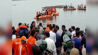 At least 8 dead after boat capsizes in Andhra Pradesh's Godavari river; NDRF, Navy carry out rescue ops, Modi says 'extremely pained'