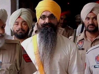 MHA commutes death sentence of former Punjab CM Beant Singh's assassin to life term; eight Sikh prisoners to be released on Nanak Jayanti MHA commutes death sentence of former Punjab CM Beant Singh's assassin to life term; eight Sikh prisoners to be released on Nanak Jayanti