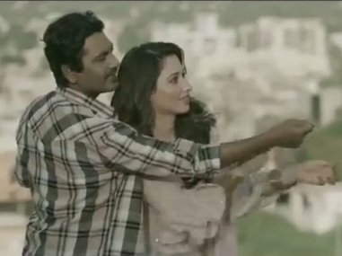 Bole Chudiyan teaser: Nawazuddin Siddiqui is vying for Tamannaah Bhatia's attention in upcoming rom-com Bole Chudiyan teaser: Nawazuddin Siddiqui is vying for Tamannaah Bhatia's attention in upcoming rom-com