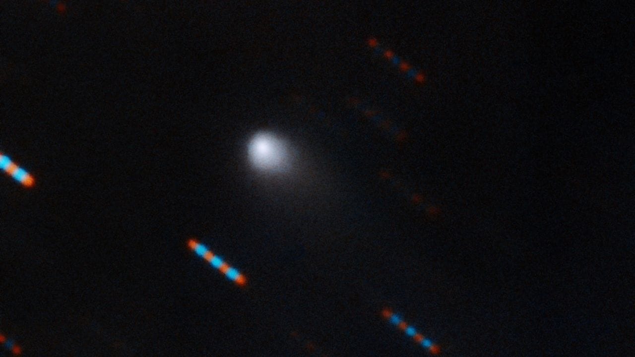 The interstellar comet C/2019 Q4 in action. Image: Gemini Observatory/NSF/AURA