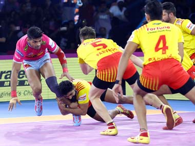 Pro Kabaddi 2019: Gujarat Fortunegiants launch late comeback to secure tie against Jaipur Pink Panthers Pro Kabaddi 2019: Gujarat Fortunegiants launch late comeback to secure tie against Jaipur Pink Panthers