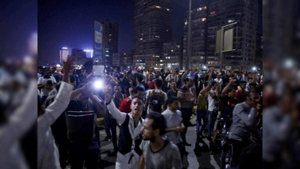 Anti-govt demonstrators clash with Egyptian forces in rare anti-Sisi protests; heavy security deployed at Cairo's Tahrir square