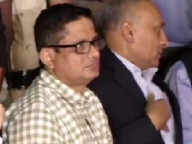 Daily Bulletin: SC to hear plea of disqualified Karnataka MLAs; Calcutta High Court likely to hear ex-top cop Rajeev Kumar's anticipatory bail plea; day's top stories Daily Bulletin: SC to hear plea of disqualified Karnataka MLAs; Calcutta High Court likely to hear ex-top cop Rajeev Kumar's anticipatory bail plea; day's top stories