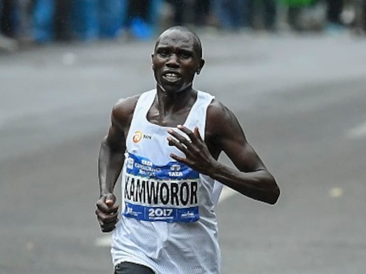 Kenya's Geoffrey Kamworor smashes men's half marathon world record to blaze to victory at Copenhagen