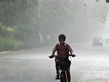 IMD predicts heavy rainfall in North, South Goa till 21 Sept, advises fishermen not to venture into the sea IMD predicts heavy rainfall in North, South Goa till 21 Sept, advises fishermen not to venture into the sea