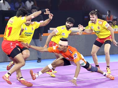 Pro Kabaddi 2019: Puneri Paltan begin home leg with win over Gujarat Fortunegiants; Haryana Steelers continue impressive run Pro Kabaddi 2019: Puneri Paltan begin home leg with win over Gujarat Fortunegiants; Haryana Steelers continue impressive run