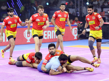 Pro Kabaddi 2019: Sonu Jaglan, Rohit Gulia help Gujarat Fortunegiants outplay hapless Tamil Thalaivas Pro Kabaddi 2019: Sonu Jaglan, Rohit Gulia help Gujarat Fortunegiants outplay hapless Tamil Thalaivas