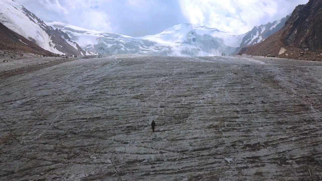 Quickly melting glaciers spell water trouble for the world's highest capital in Bolivia Quickly melting glaciers spell water trouble for the world's highest capital in Bolivia