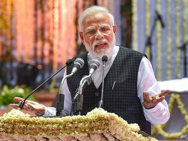 'Arun Jaitley was an invaluable gem': Narendra Modi joins politicians in Delhi to pay tribute ex-FM, mourns loss of 'very close friend' 'Arun Jaitley was an invaluable gem': Narendra Modi joins politicians in Delhi to pay tribute ex-FM, mourns loss of 'very close friend'