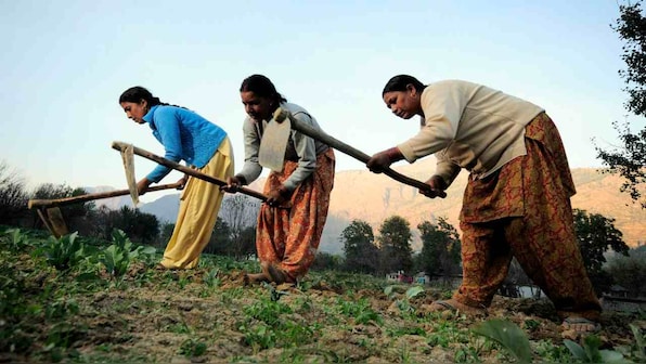 Reboot the Earth: Project ViSTARa aims to educate women in rural areas on climate change