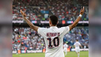 Ligue 1: Neymar shrugs off hostile reception from Paris Saint-Germain fans to score stunning injury-time winner against Strasbourg
