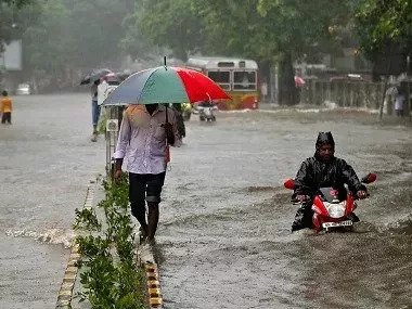 IMD predicts moderate to heavy rain in nineteen districts of Odisha today, issues yellow warning IMD predicts moderate to heavy rain in nineteen districts of Odisha today, issues yellow warning