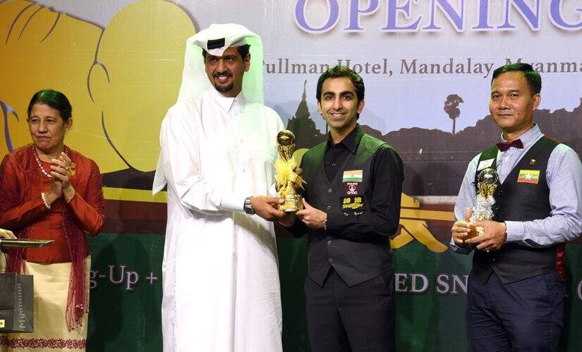 Pankaj Advani with the World Billiards (150-Up) Championship trophy. @ibsf