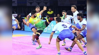 Pro Kabaddi 2019: Pardeep Narwal's super show helps Patna Pirates halt losing streak; UP Yoddha get better of Gujarat Fortunegiants