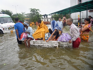 Bihar floods: Toll rises to 29 as state govt requests IAF for two helicopters to airdrop food packets, medicines in affected areas Bihar floods: Toll rises to 29 as state govt requests IAF for two helicopters to airdrop food packets, medicines in affected areas