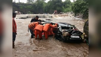 Pune flood toll rises to 21, five still missing; nullahs, rivers overflow and walls collapse due to heavy rains