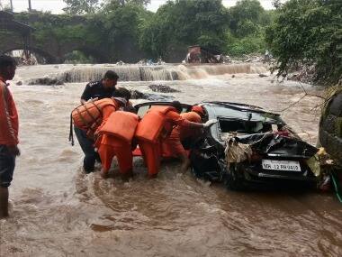 Pune flood toll rises to 21, five still missing; nullahs, rivers overflow and walls collapse due to heavy rains