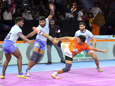 Pro Kabaddi 2019: U Mumba end UP Yoddha's winning streak; Puneri Paltan, Tamil Thalaivas play out thrilling tie Pro Kabaddi 2019: U Mumba end UP Yoddha's winning streak; Puneri Paltan, Tamil Thalaivas play out thrilling tie