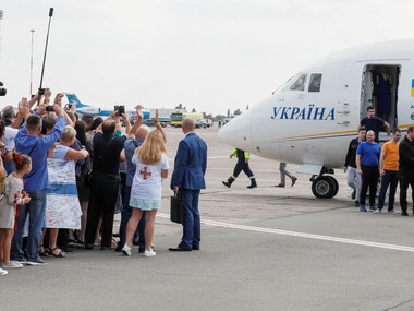 Russia, Ukraine swap prisoners in landmark deal hailed as attempt to end five years of tensions
