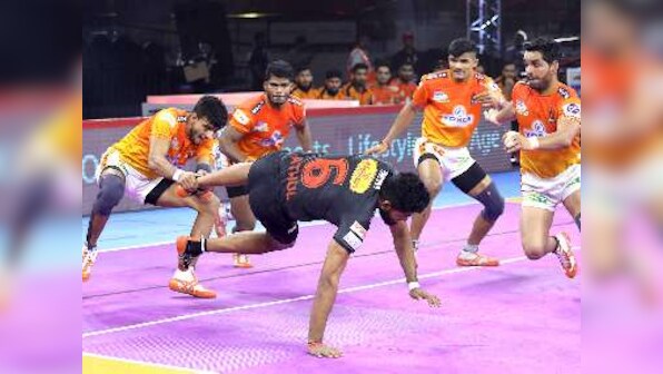 Pro Kabaddi 2019: U Mumba's late rally in tense thriller helps them hold Puneri Paltan to a tie in Bengaluru