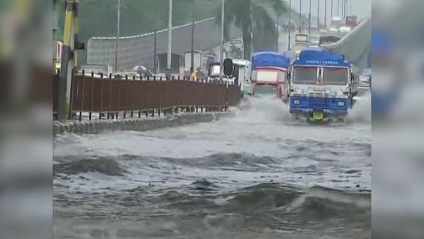 Mumbai Rains Updates: IMD predicts heavy rain in Mumbai, adjoining areas on Sunday, Monday; services on Western line slightly delayed
