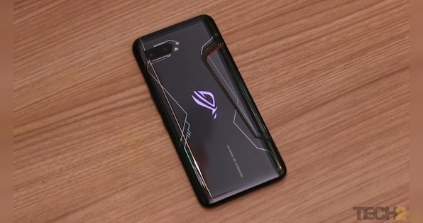 ASUS ROG Phone II Ultimate Edition: 120 Hz, 12 GB / 1 TB with 6000 mAh