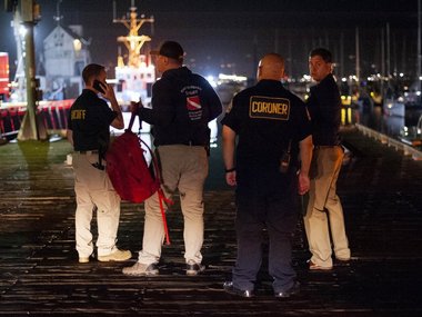 California boat fire: 25 dead, nine missing after blaze on vessel near Santa Cruz island, says Coast Guard California boat fire: 25 dead, nine missing after blaze on vessel near Santa Cruz island, says Coast Guard