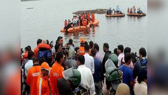 Godavari boat mishap: Jaganmohan Reddy announces Rs 10 lakh ex-gratia, directs officials to set up committee to investigate accident
