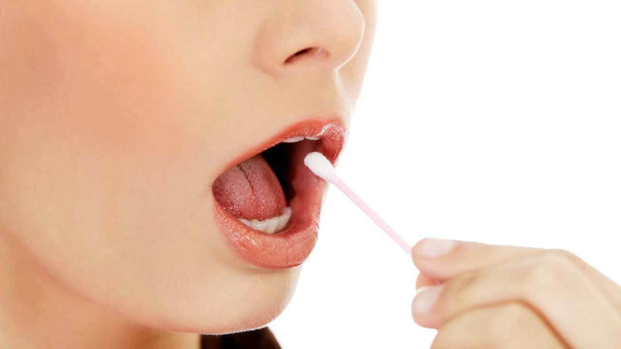 Oral swaps and saliva samples are used by Direct To Consumer commercial genetic tests. image credit:  B-DSPiotrMarcinsk/Shutterstock