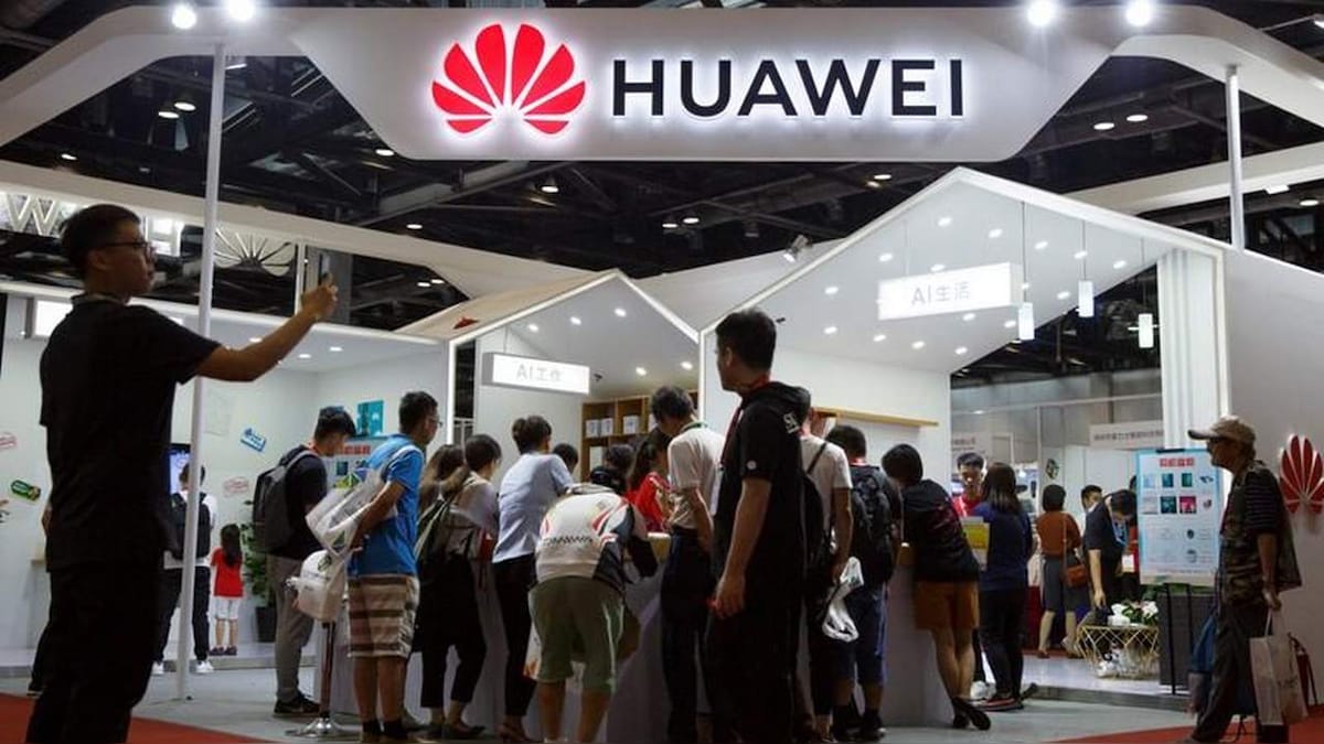 US senators urge Trump administration to halt Huawei licence approvals, say it could threaten security