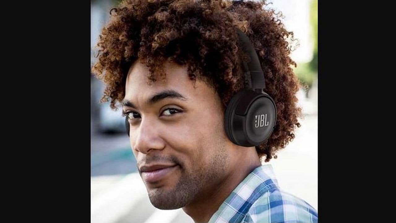 These JBL headsets 
