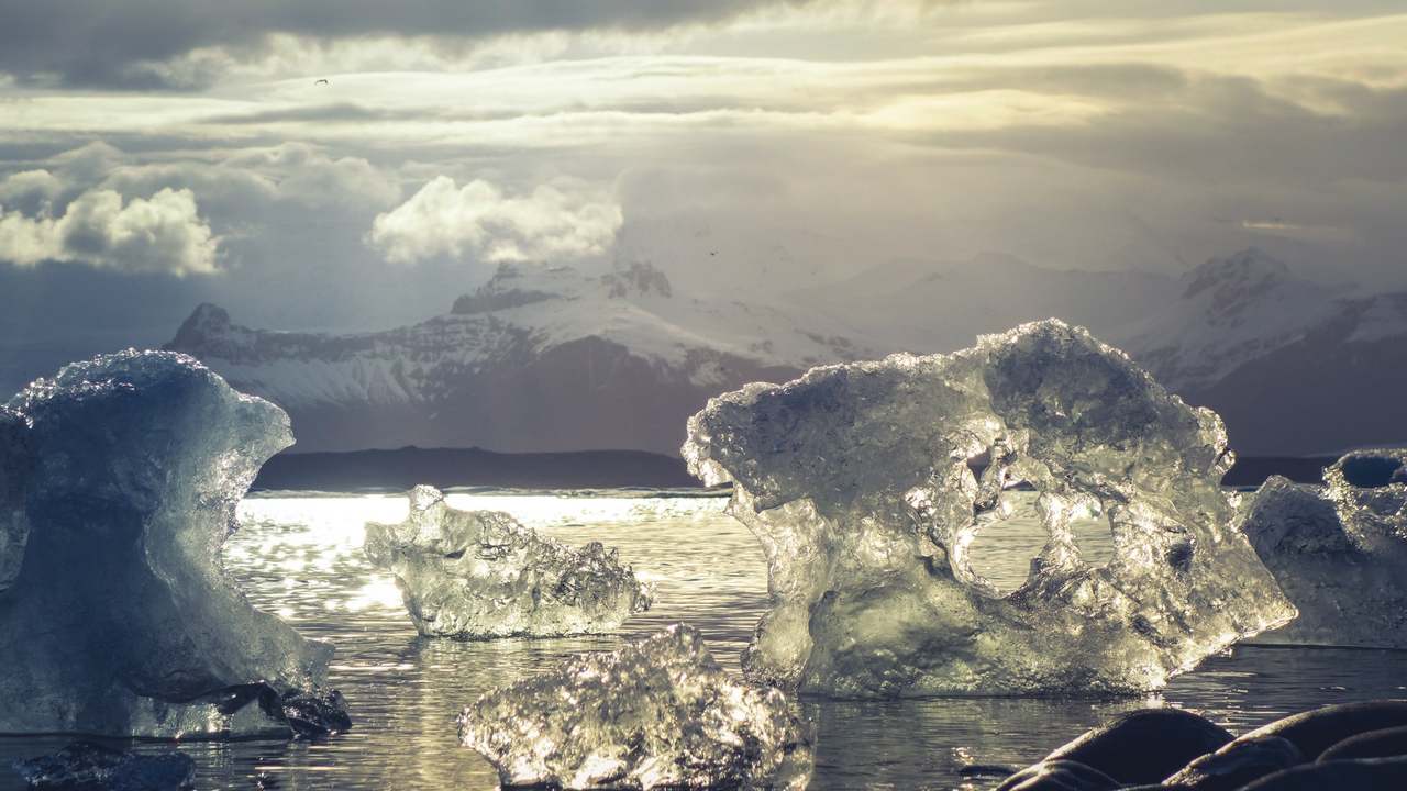 IPCC Special Report on Oceans and Cryosphere releasing today: What to expect from UN's latest climate change assessment IPCC Special Report on Oceans and Cryosphere releasing today: What to expect from UN's latest climate change assessment