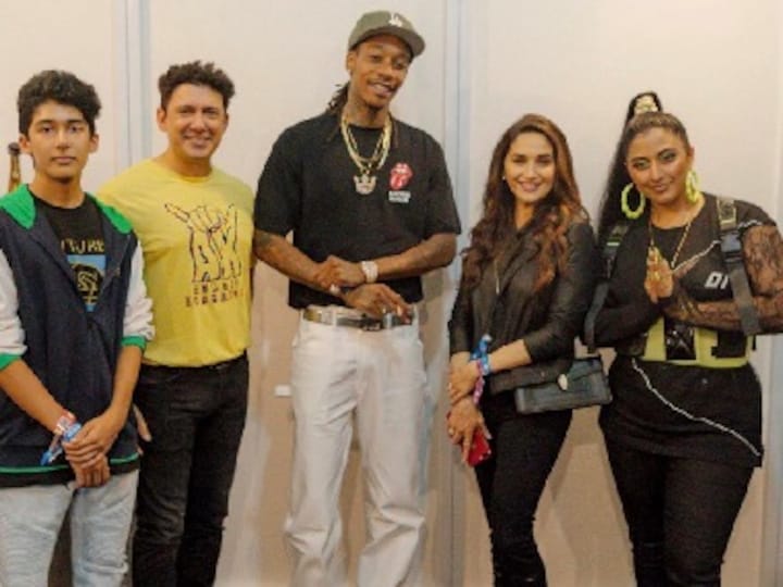 Madhuri Dixit Nene poses with Wiz Khalifa, Raja Kumari after concert in Mumbai
