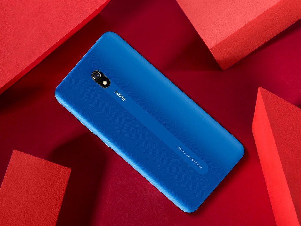 Redmi 8A comes in three colour variants — Midnight Black, Ocean Blue, and Sunset Red. 