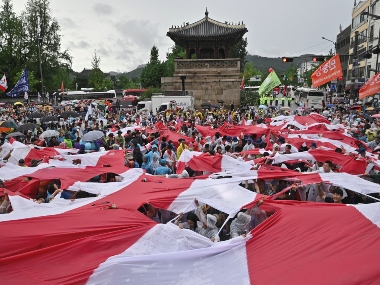 Tokyo Olympics 2020: South Korea lodges complaint with IOC over use of controversial 'Rising Sun' flag by Japan during Games Tokyo Olympics 2020: South Korea lodges complaint with IOC over use of controversial 'Rising Sun' flag by Japan during Games