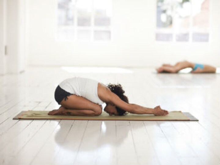 Wedding season is almost here! Three yoga asanas to help you stay in shape and not worry about what you eat