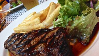 One small nibble for man, one giant bite for mankind: Astronauts 3-D print meat on ISS