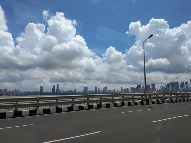 Daylight and moving shot on the Asus ROG Phone II. Image: tech2/Abhijit Dey.