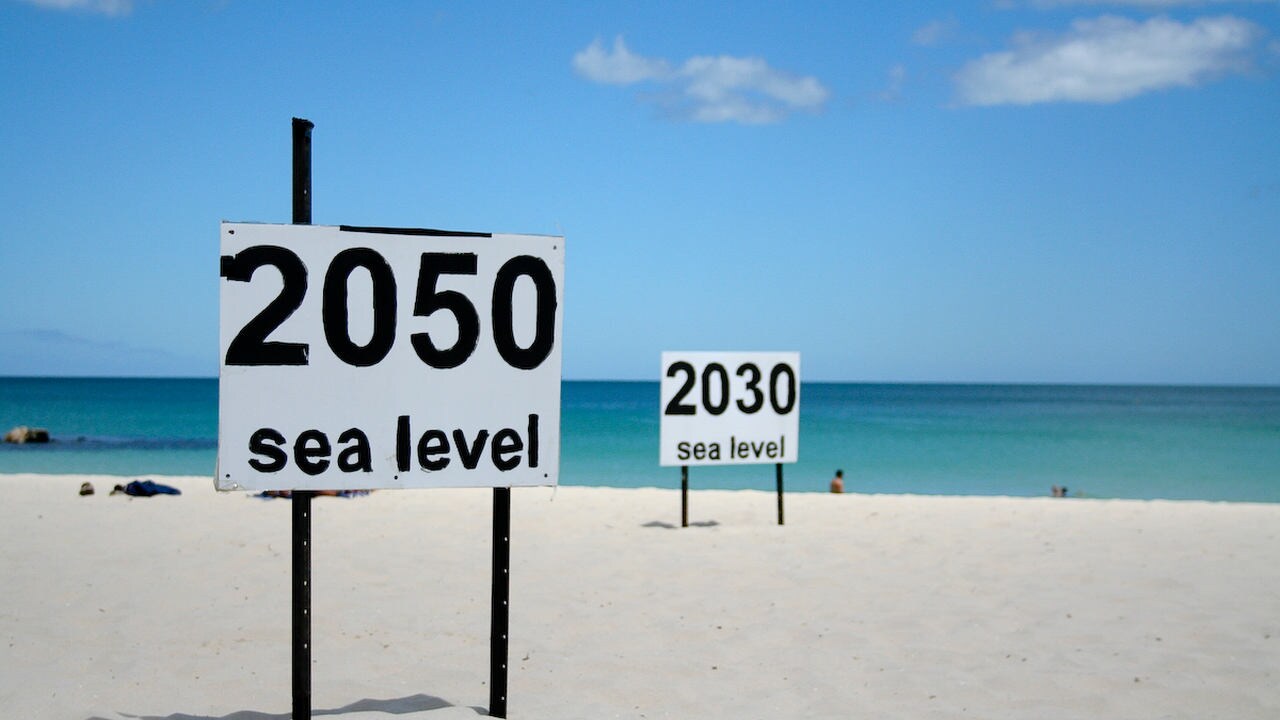If the rise in temperatures are capped at Paris treaty level, the sea level will still projected to rise about half-a-metre by 2100. Image credit: Flickr/Go greener oz