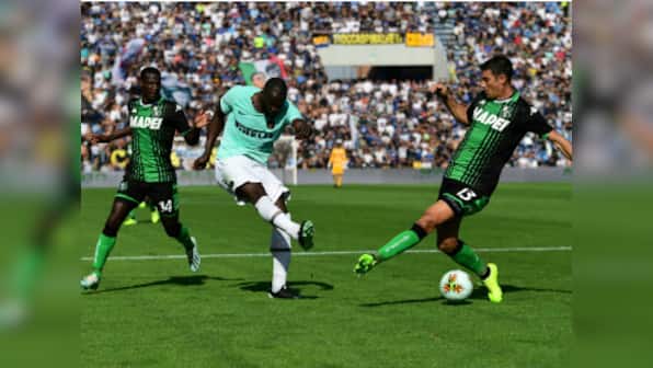 Serie A: Inter beat Sassuolo to keep pace with Juventus; Stefano Pioli's AC Milan debut ends in 2-2 draw against Lecce