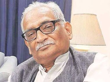 Ayodhya hearing: Lawyer Rajeev Dhavan marred his performance in Supreme Court with his needless Arnab Goswami act Ayodhya hearing: Lawyer Rajeev Dhavan marred his performance in Supreme Court with his needless Arnab Goswami act