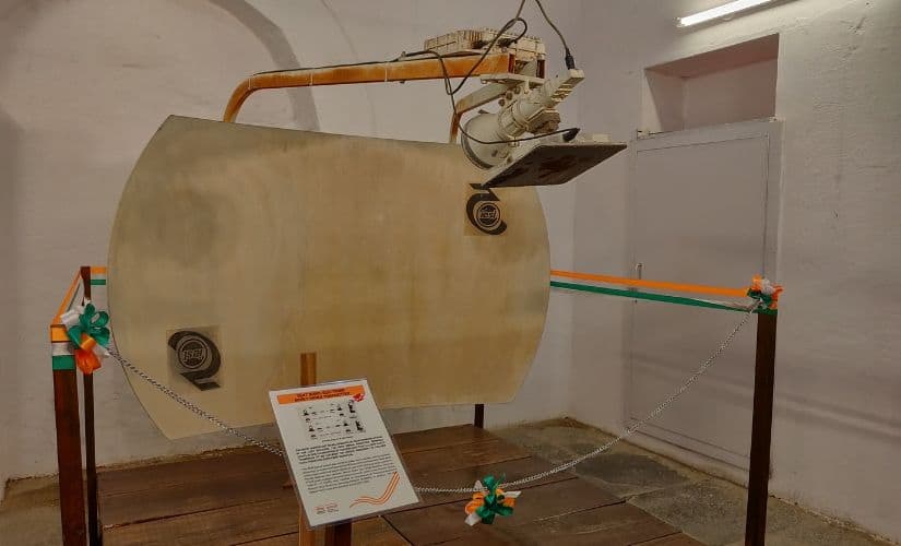 The VSAT MO transmitter