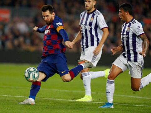 LaLiga: Lionel Messi's scintillating show helps Barcelona thrash Real Valladolid; Atletico Madrid held by Alaves LaLiga: Lionel Messi's scintillating show helps Barcelona thrash Real Valladolid; Atletico Madrid held by Alaves